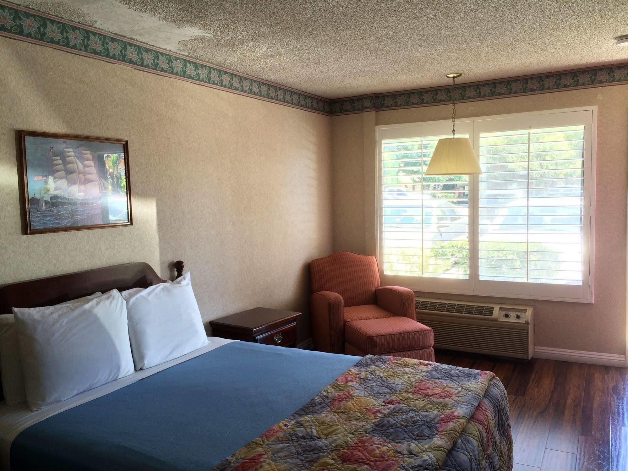 Hotel Alamo And - Convention Center Anaheim