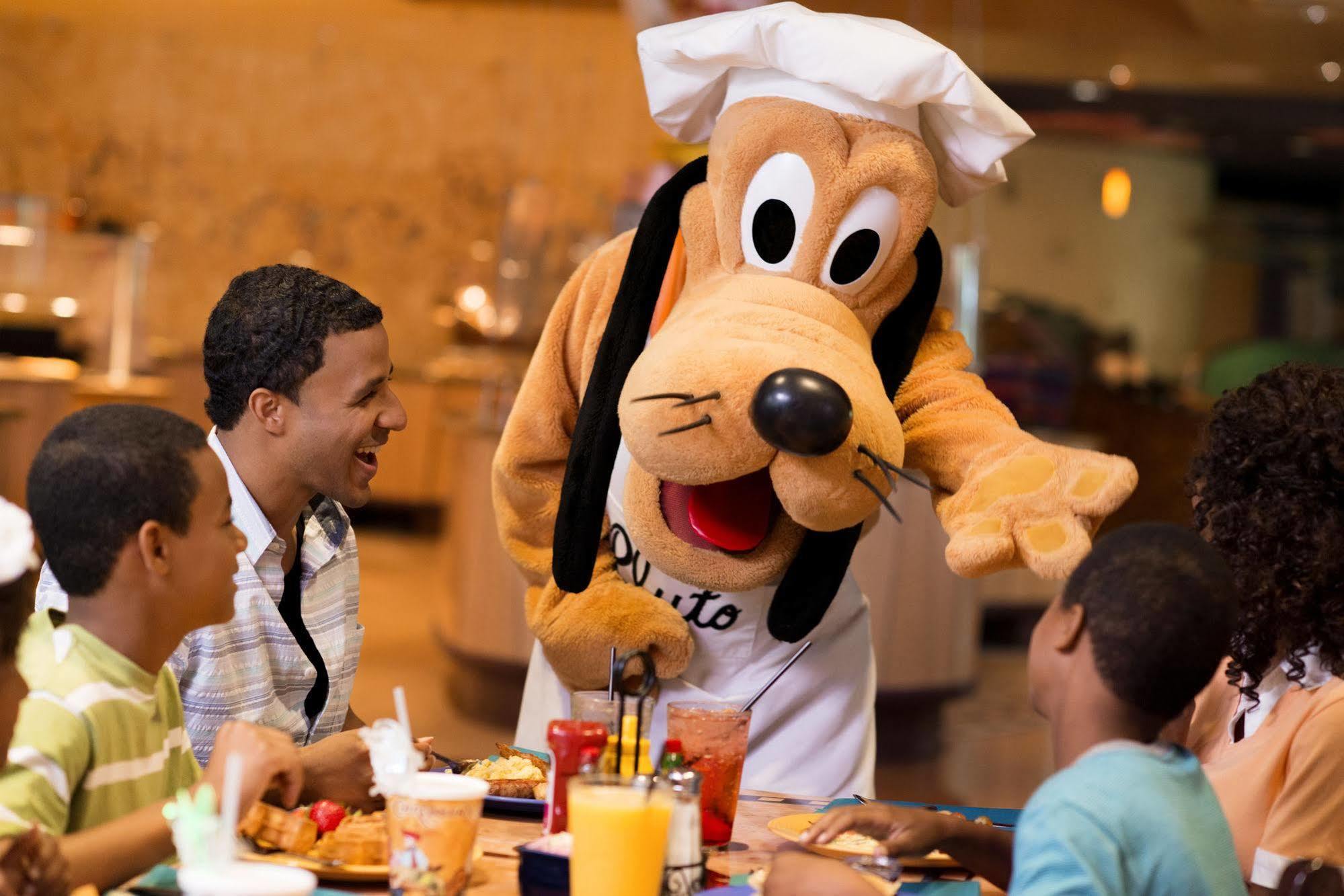 Disneyland Hotel 4*