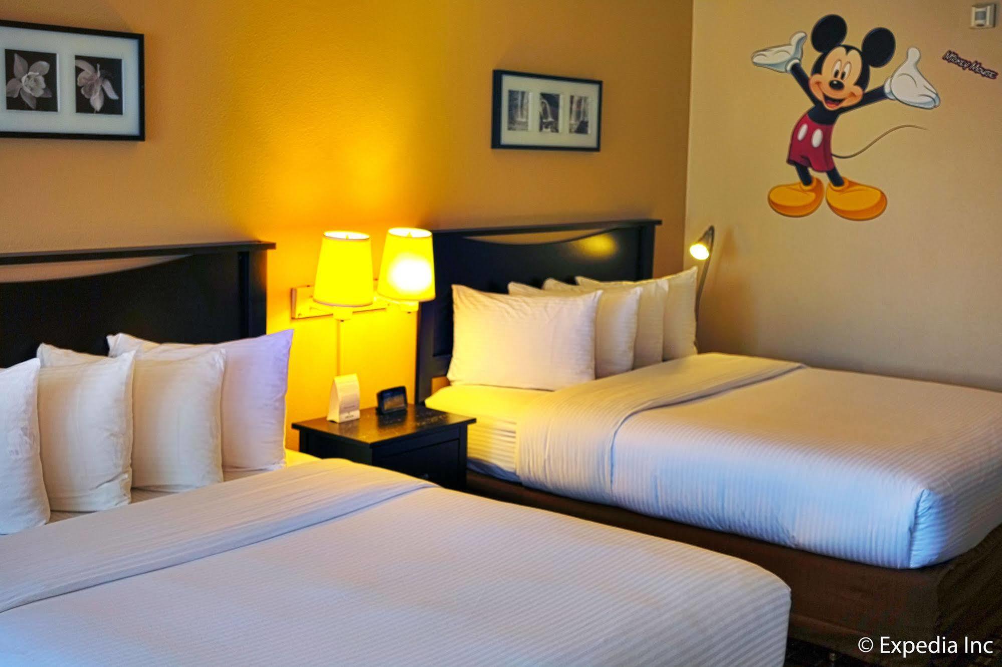 Hotel Stanford & 3*