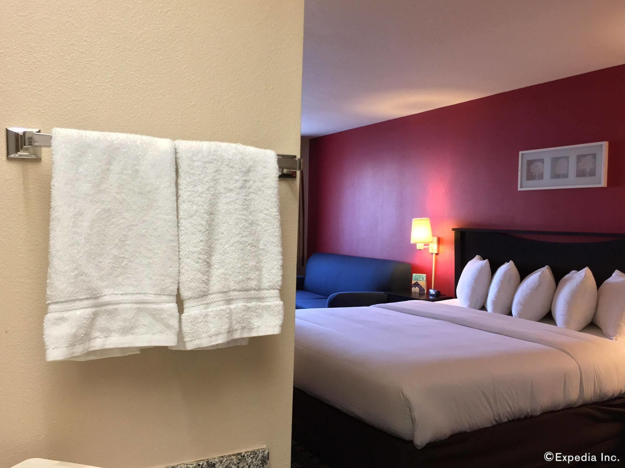 Hotel Stanford & 3*