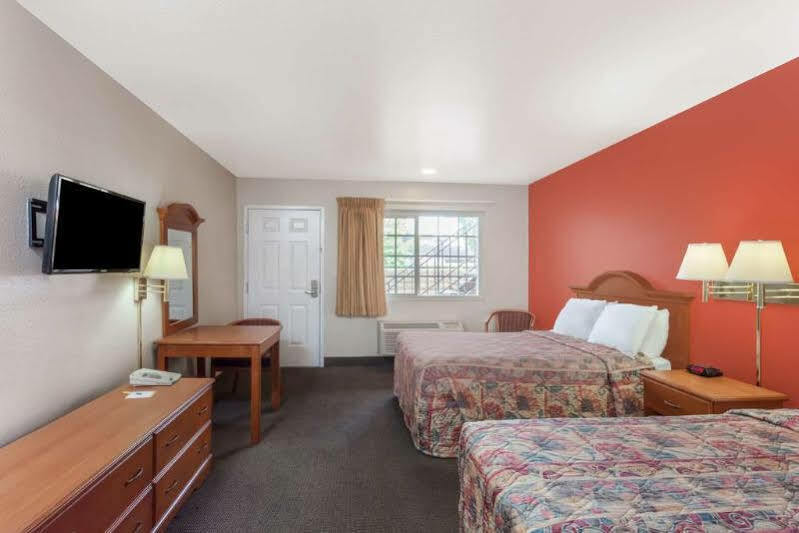 Hotel Signature Maingate