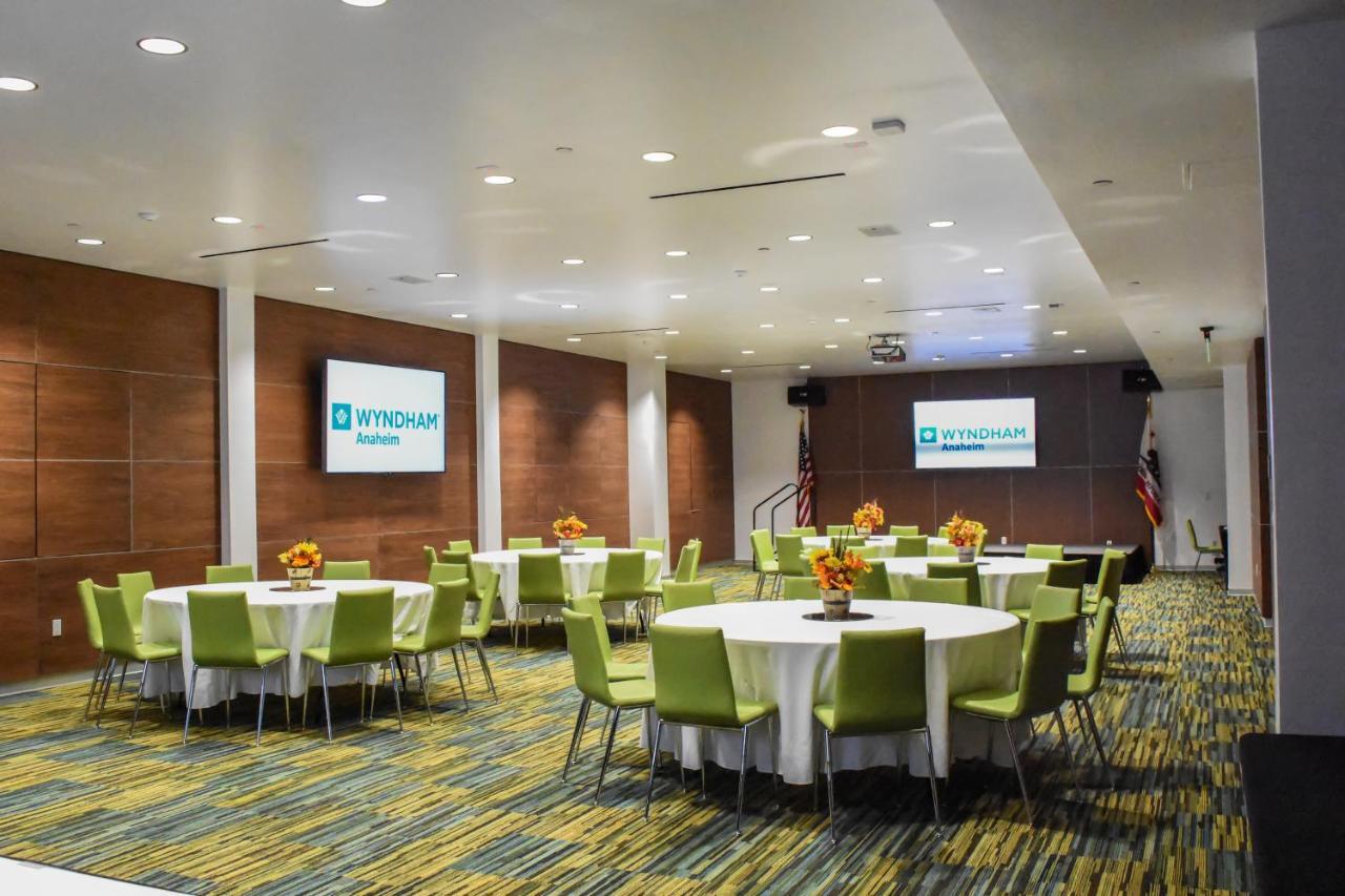 Wyndham Hotel