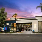 Motel 6-Anaheim, Ca - Convention Center