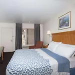 Days Inn By Wyndham Anaheim Near The Park