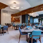 Hilton Garden Inn Anaheim Resort