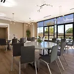 Home2 Suites By Hilton Anaheim Resort