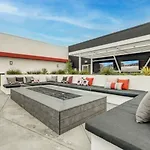 Luxury Apartment 5 Minutes To Disneyland