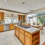 8 Mi To Disneyland Spacious Home In Orange!