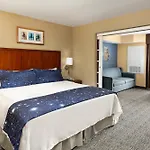 Anaheim Portofino Inn & Suites