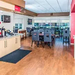 Towneplace Suites By Marriott Anaheim Maingate Near Angel Stadium