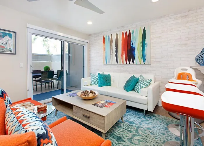 Walnut Apartment 1371 Condo