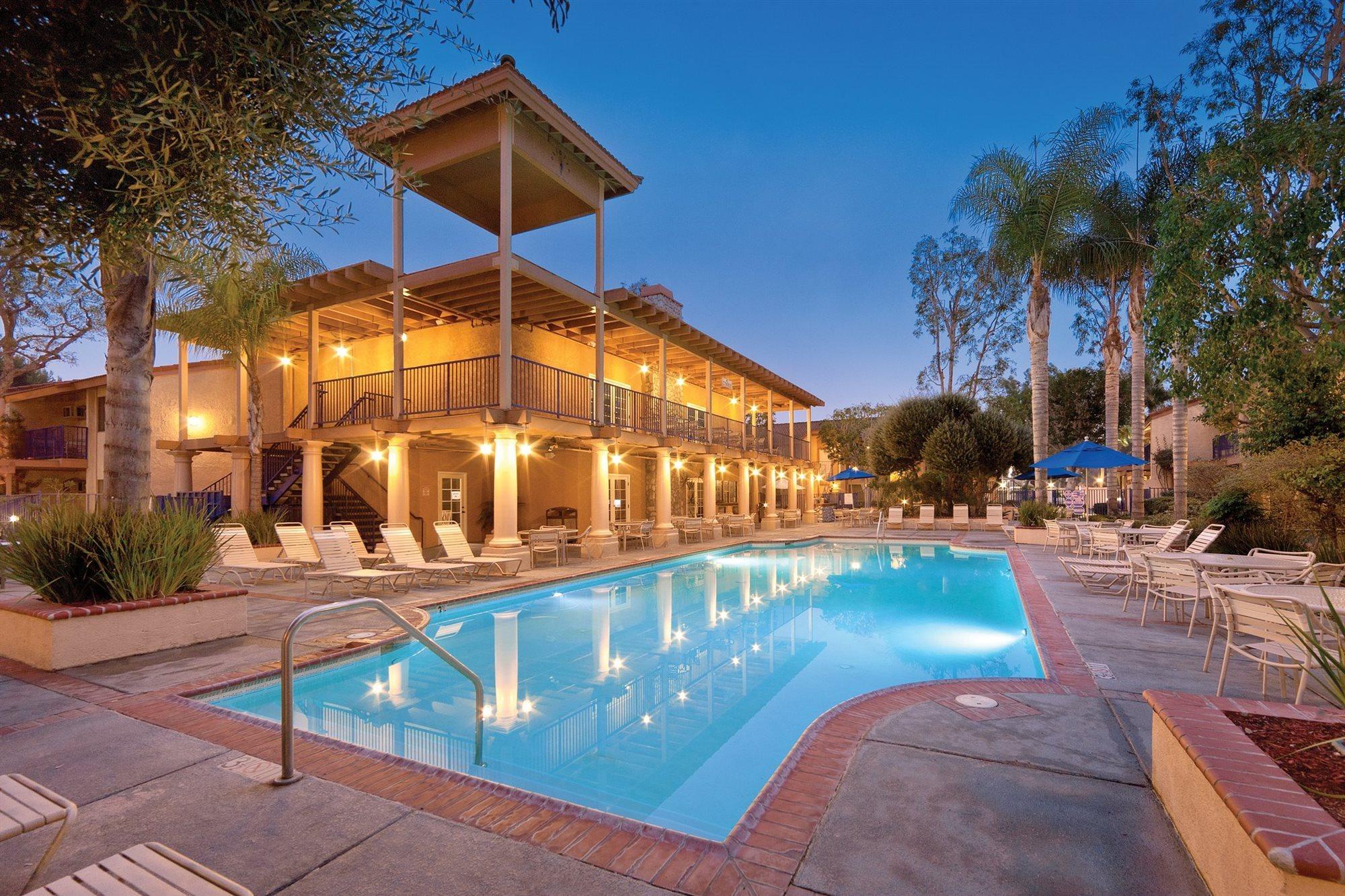 Club Wyndham Dolphin's Cove Resort 3*