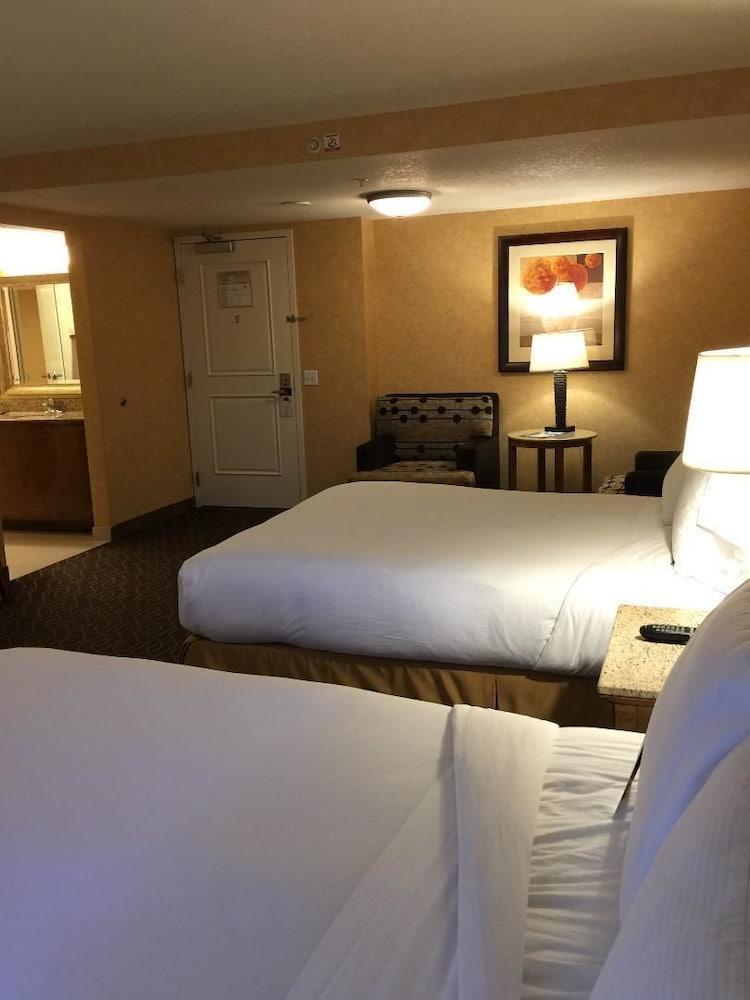 Hotel Doubletree By Hilton Resort/convention Center Anaheim