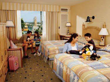 Hotel Disneys Paradise Pier