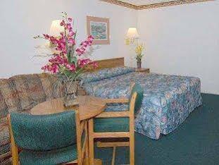 Econo North Motel 2*