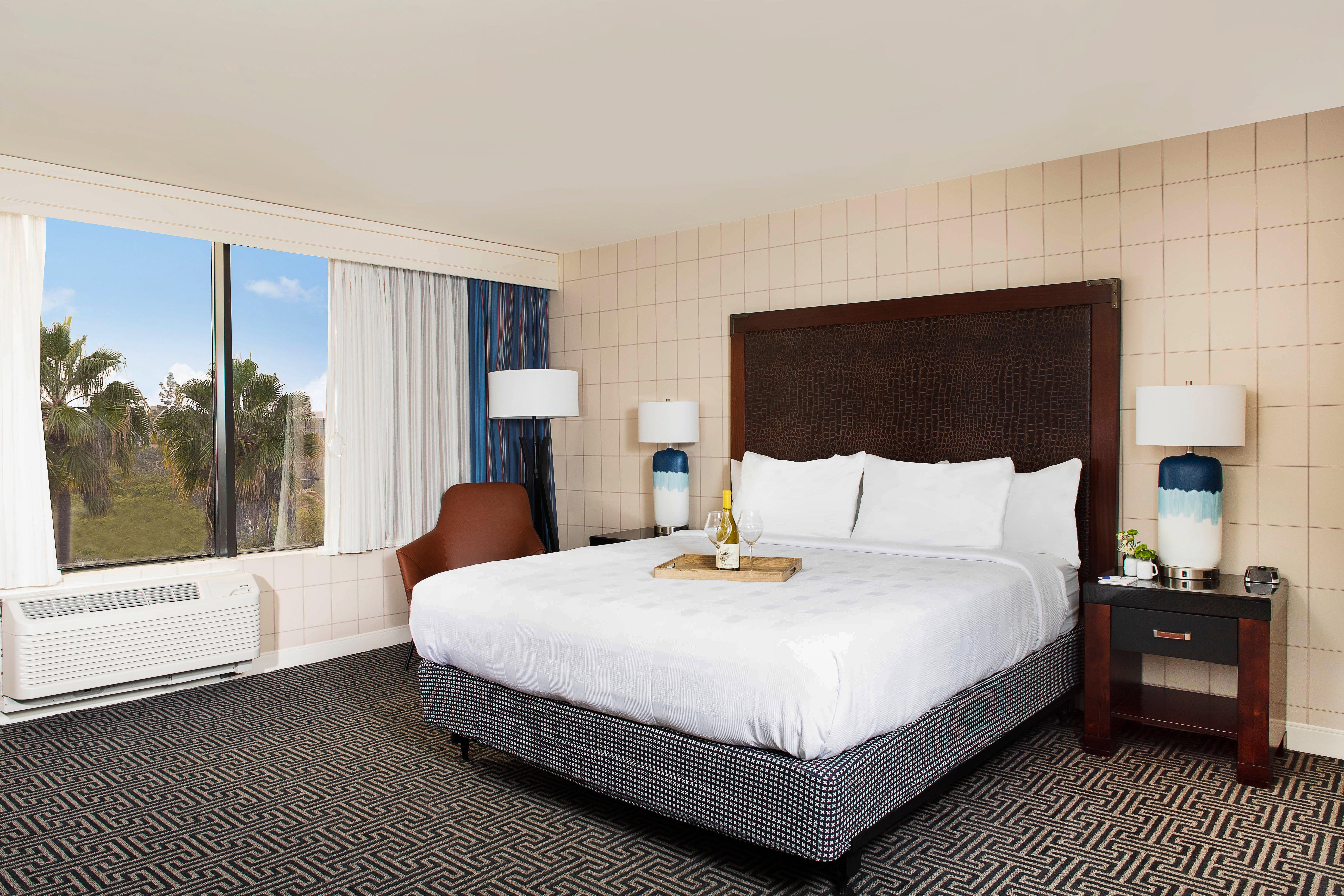Hotel Lulu, Bw Premier Collection 3*