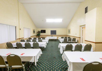 Econo North Motel 2*