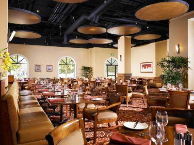 Doubletree By Hilton Resort/convention Center Hotel Anaheim