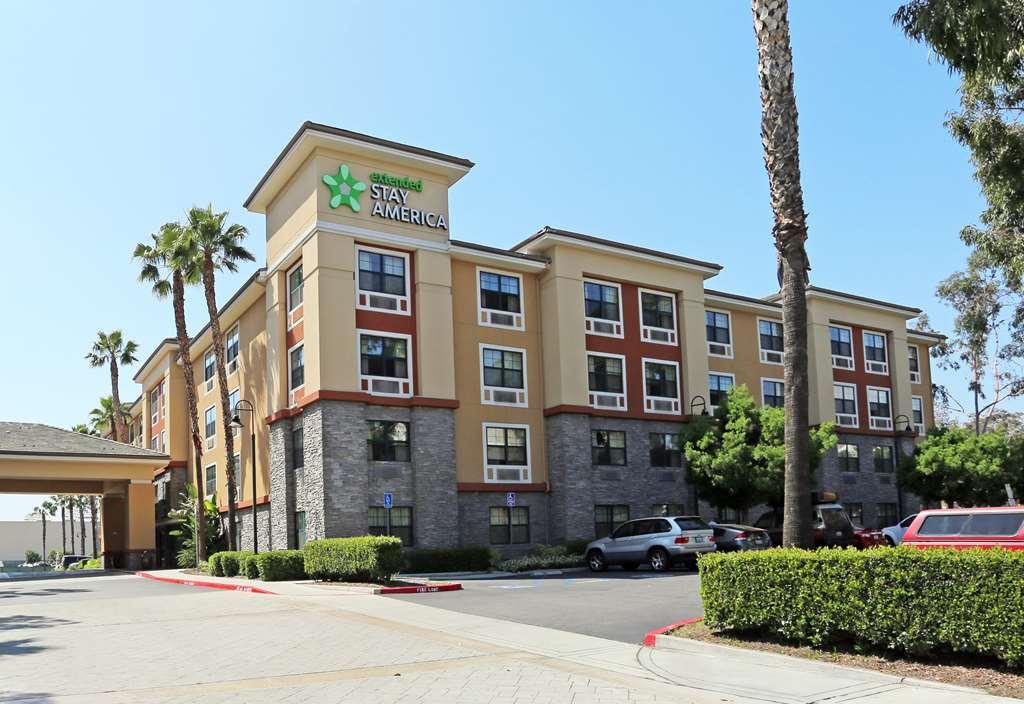 Extended America - Orange County - Convention Center
