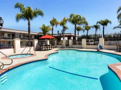 Days & By Wyndham At Disneyland Park Motel Anaheim