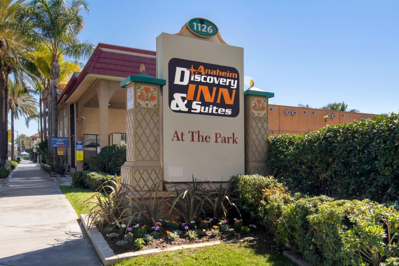 Discovery And Motel Anaheim