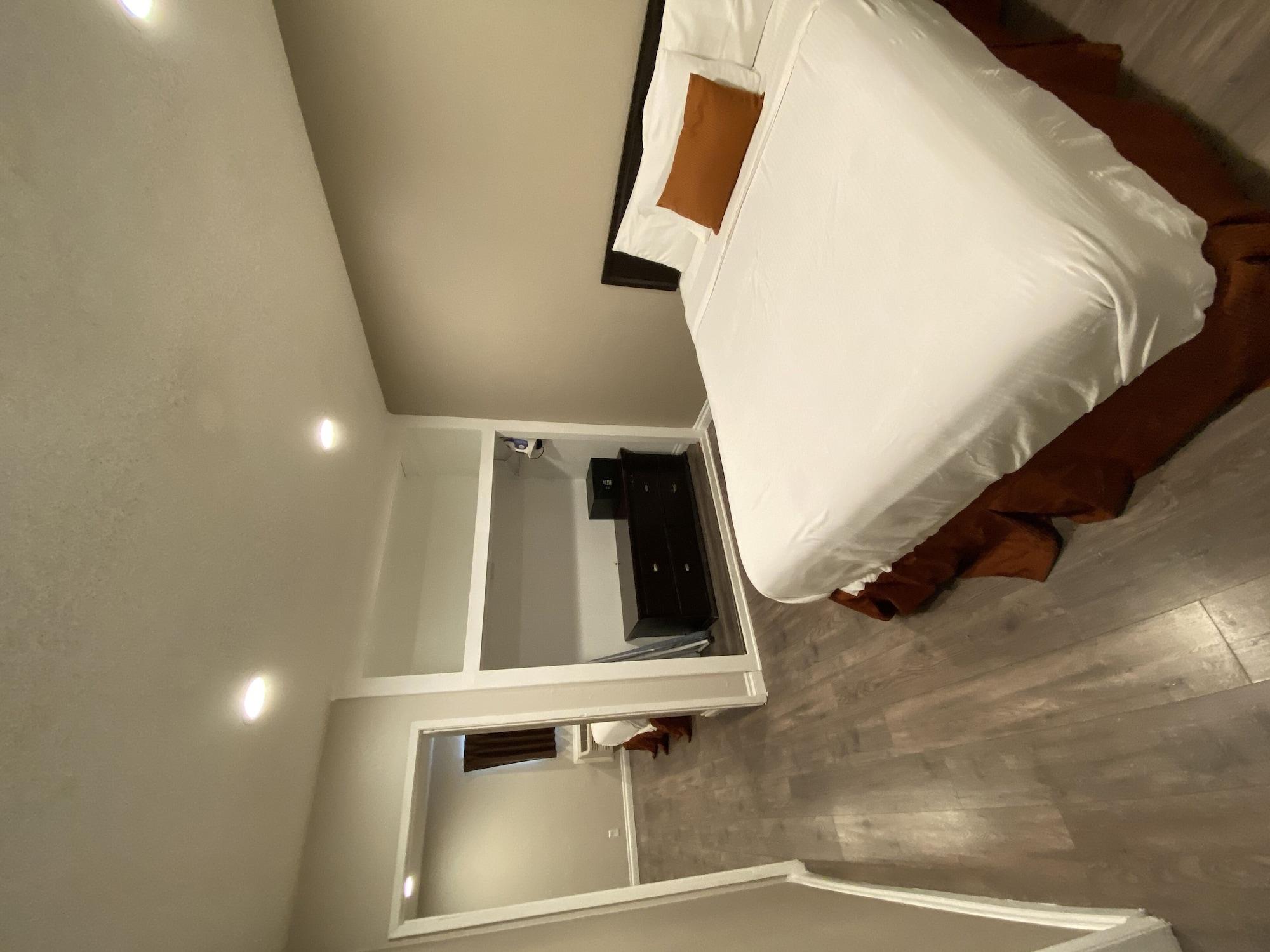 Executive & Motel 2*