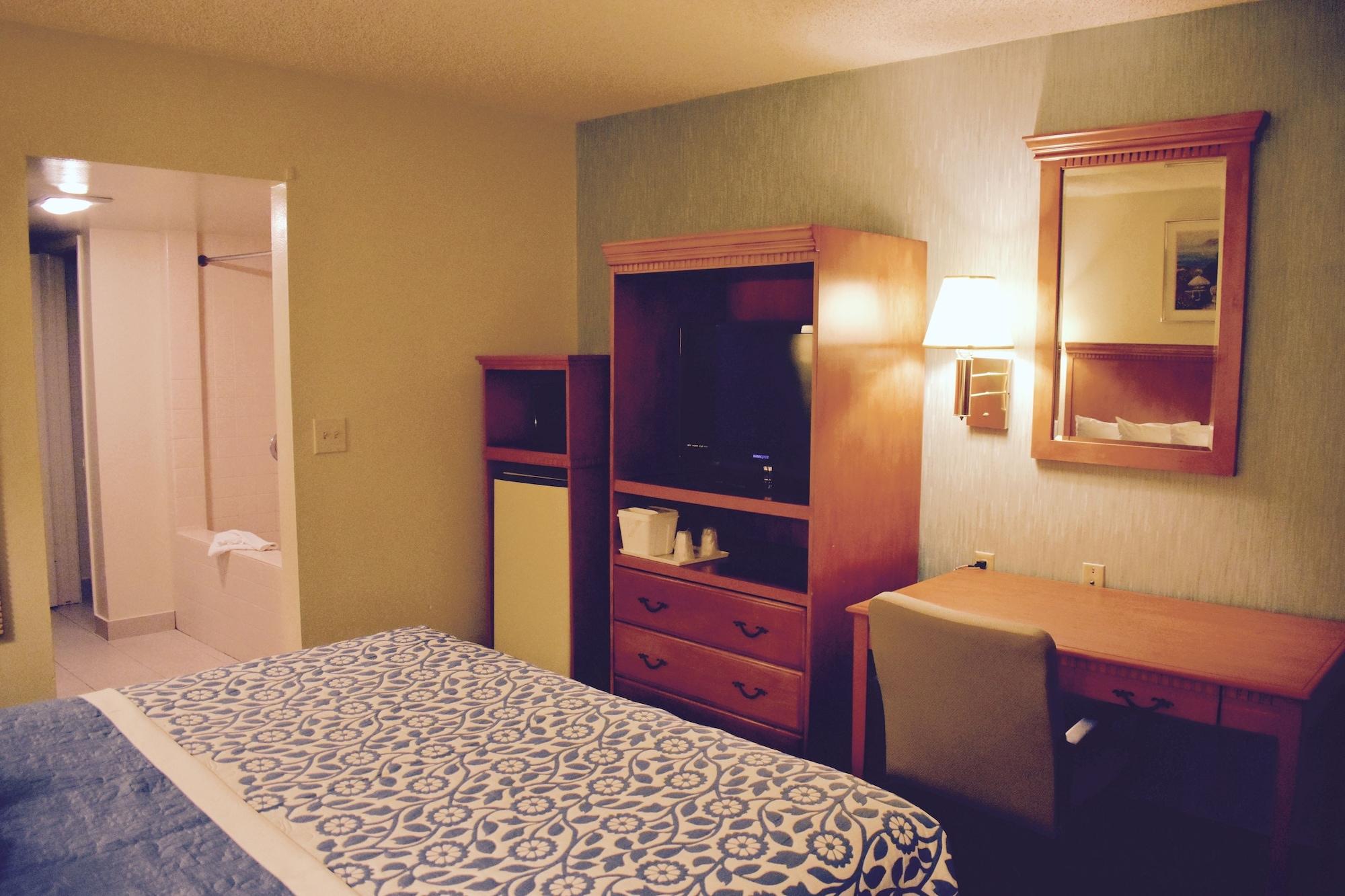 Hotel Days By Wyndham Near The Park 2*