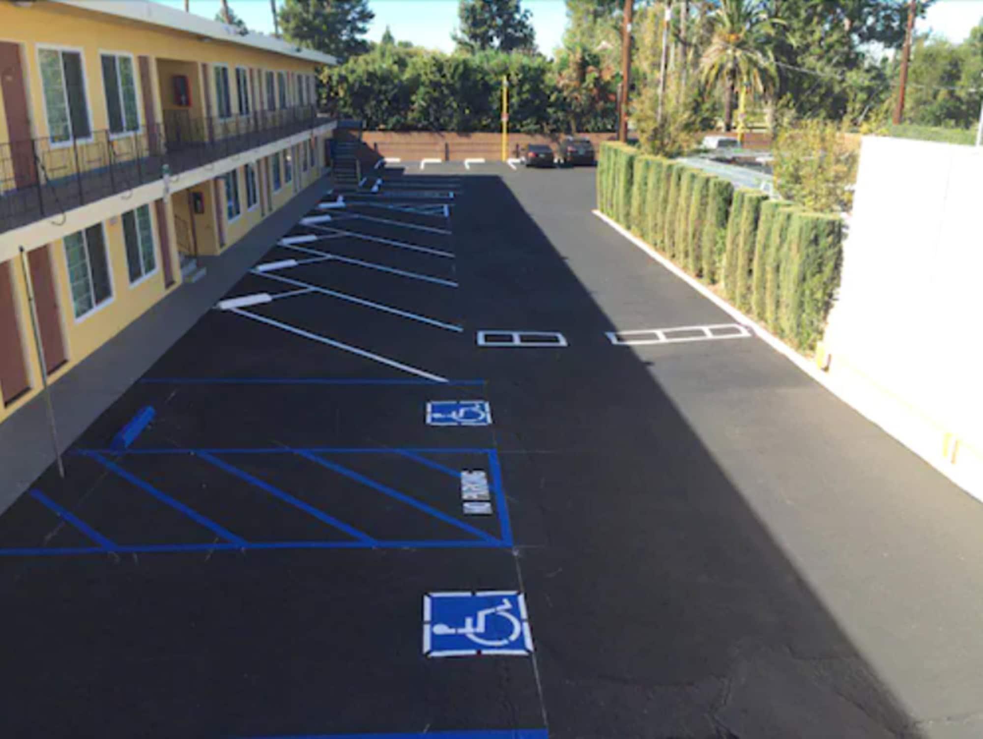 Kona Motel 2*