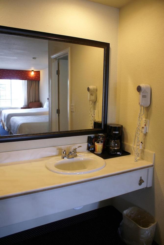 Queens Hotel