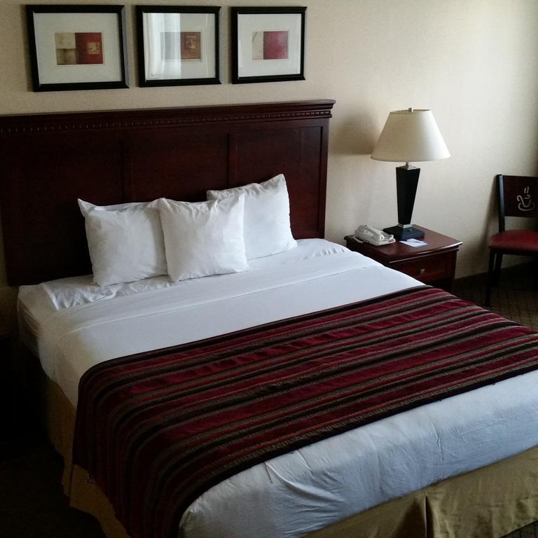 Express - West Hotel 3*