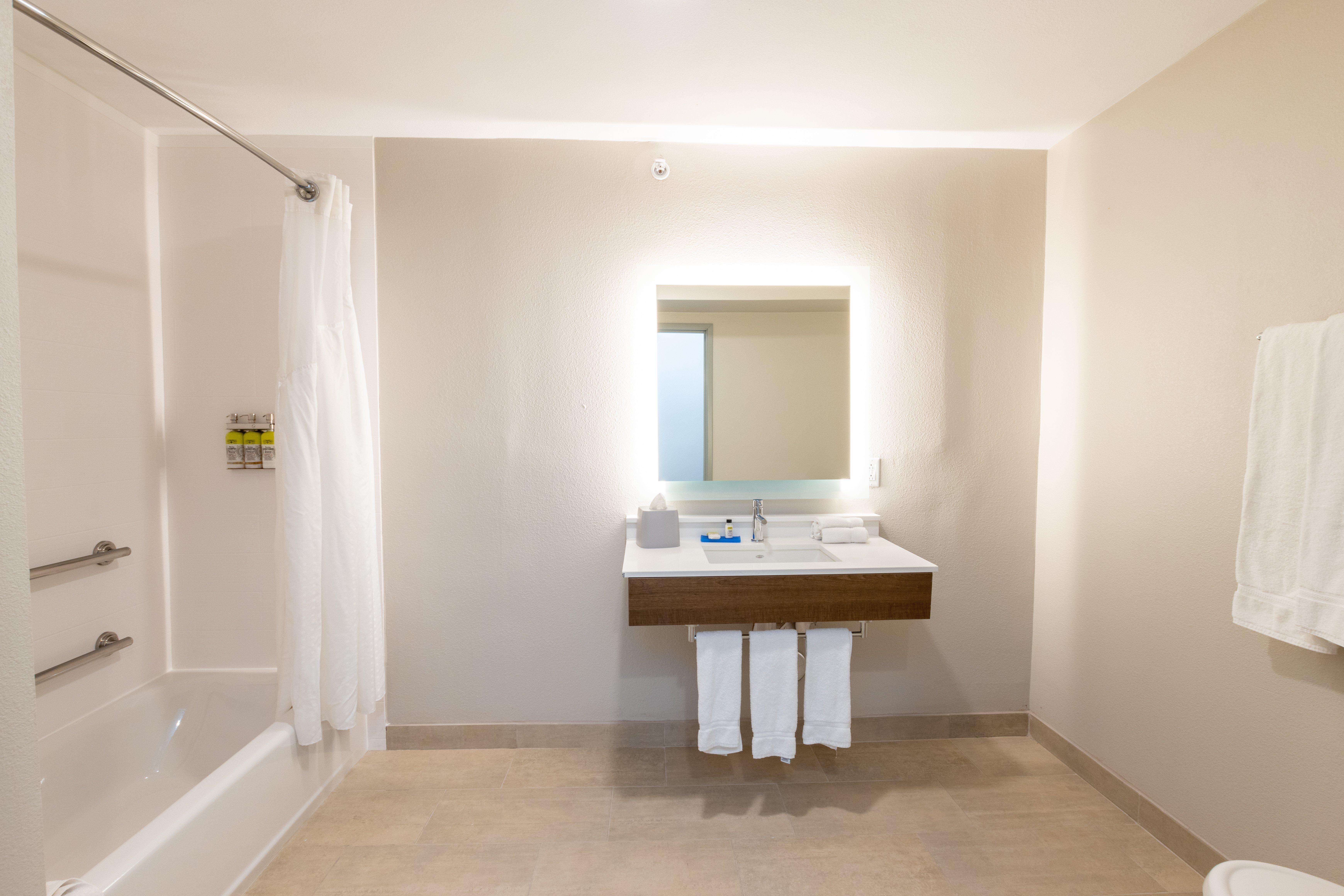 Express - West Hotel 3*