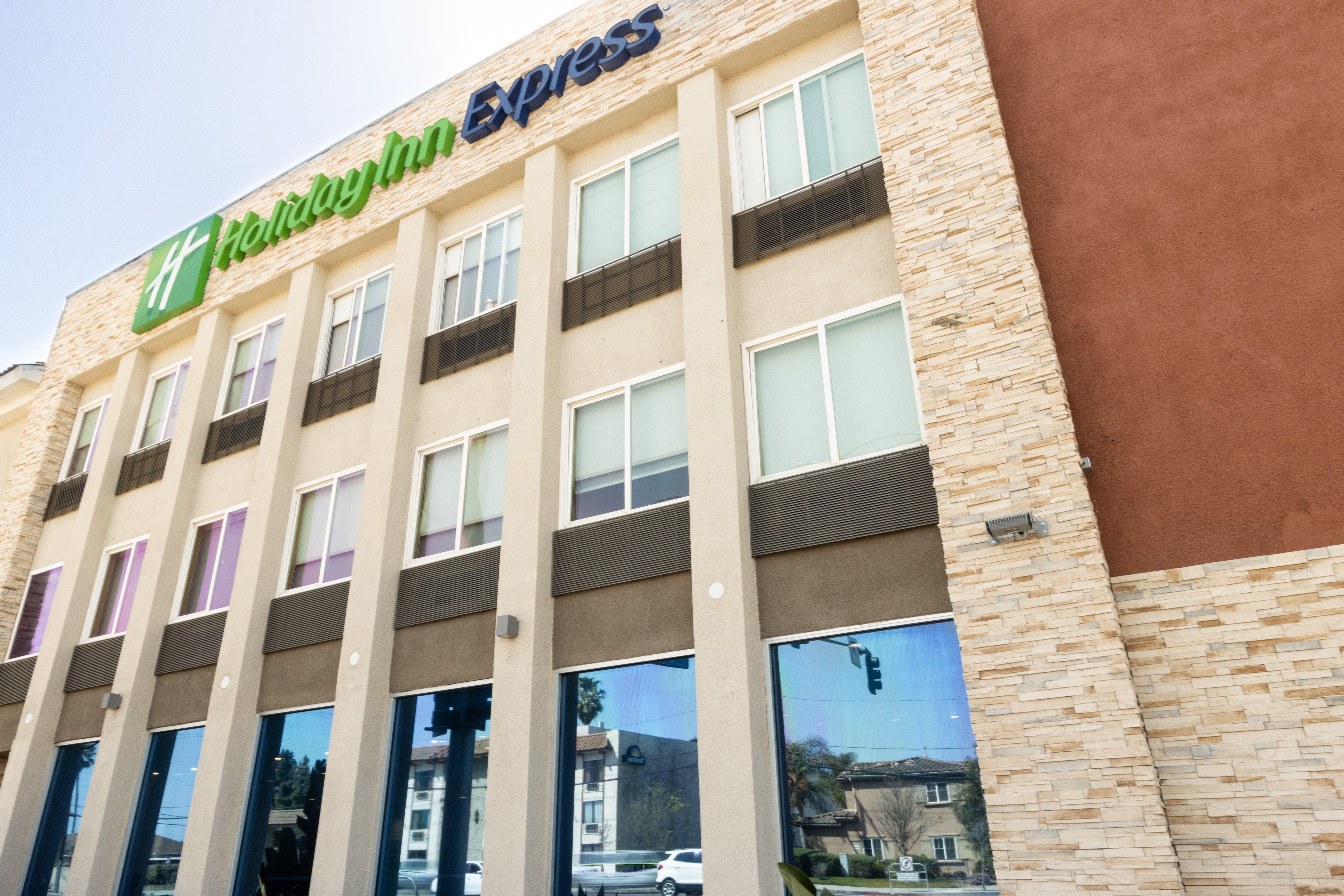 Express - West Hotel 3*