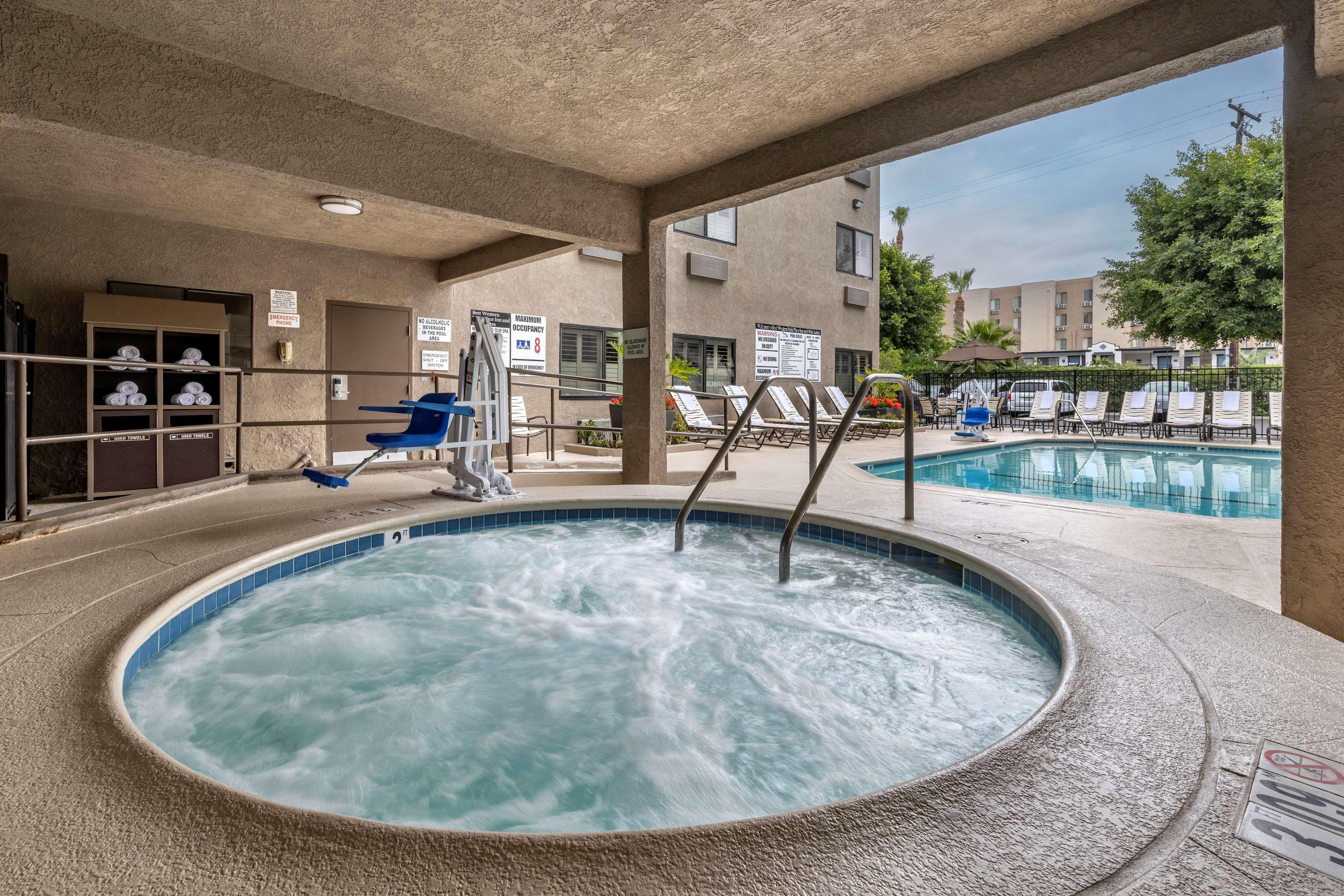 Western Park Place - Mini Hotel 3*