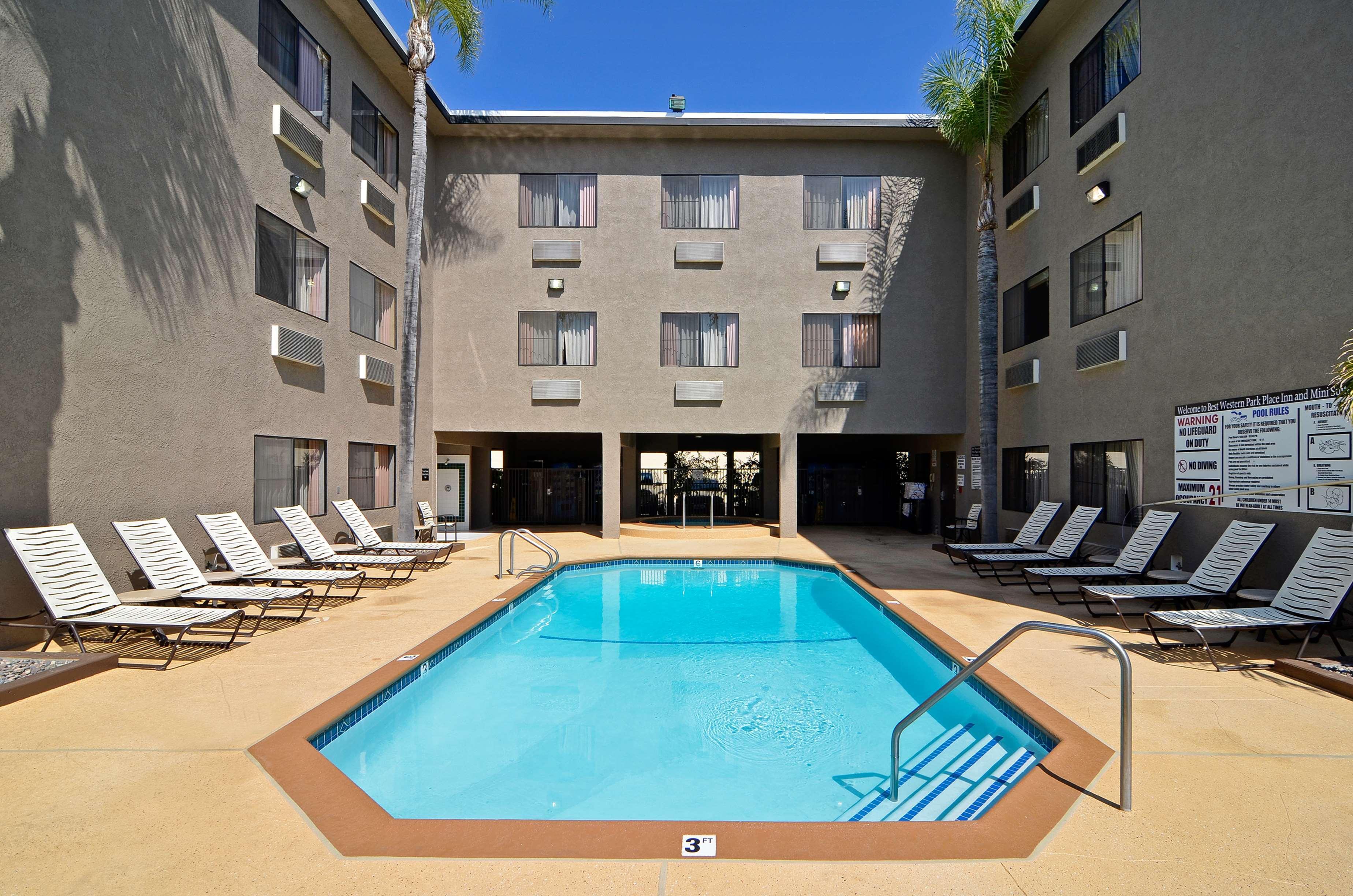 Western Park Place - Mini Hotel 3*