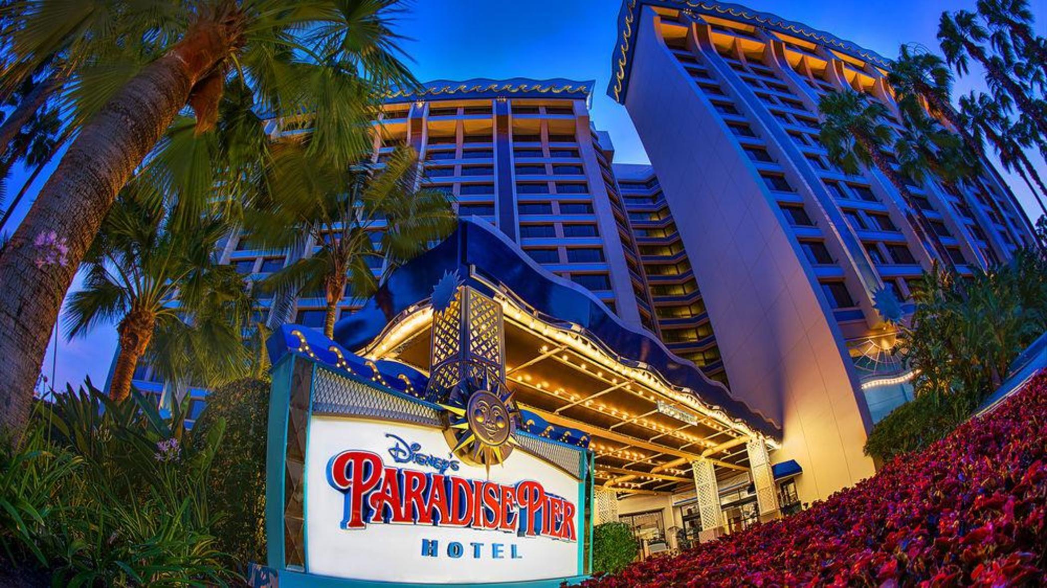 Hotel Disneys Paradise Pier 4*