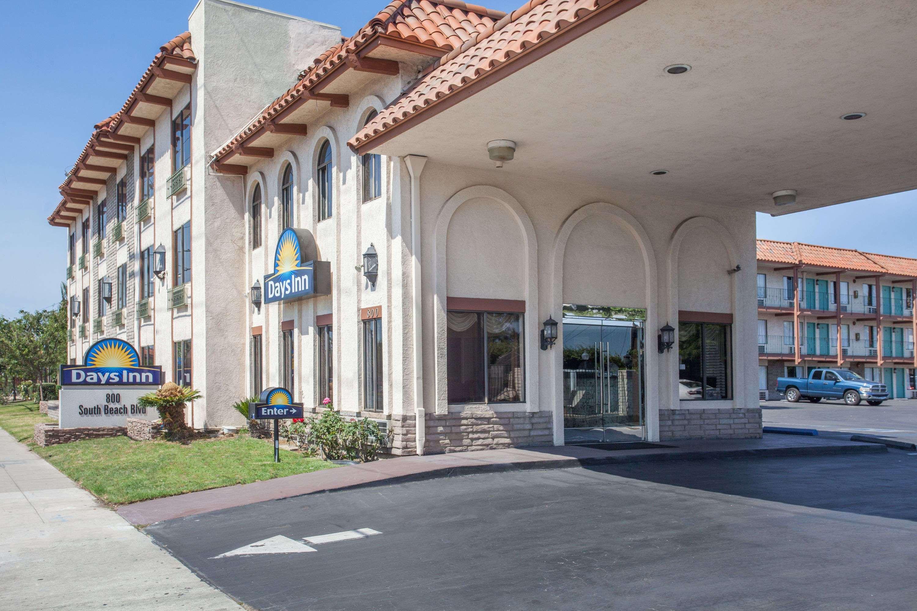 Days By Wyndham Near The Park Hotel Anaheim