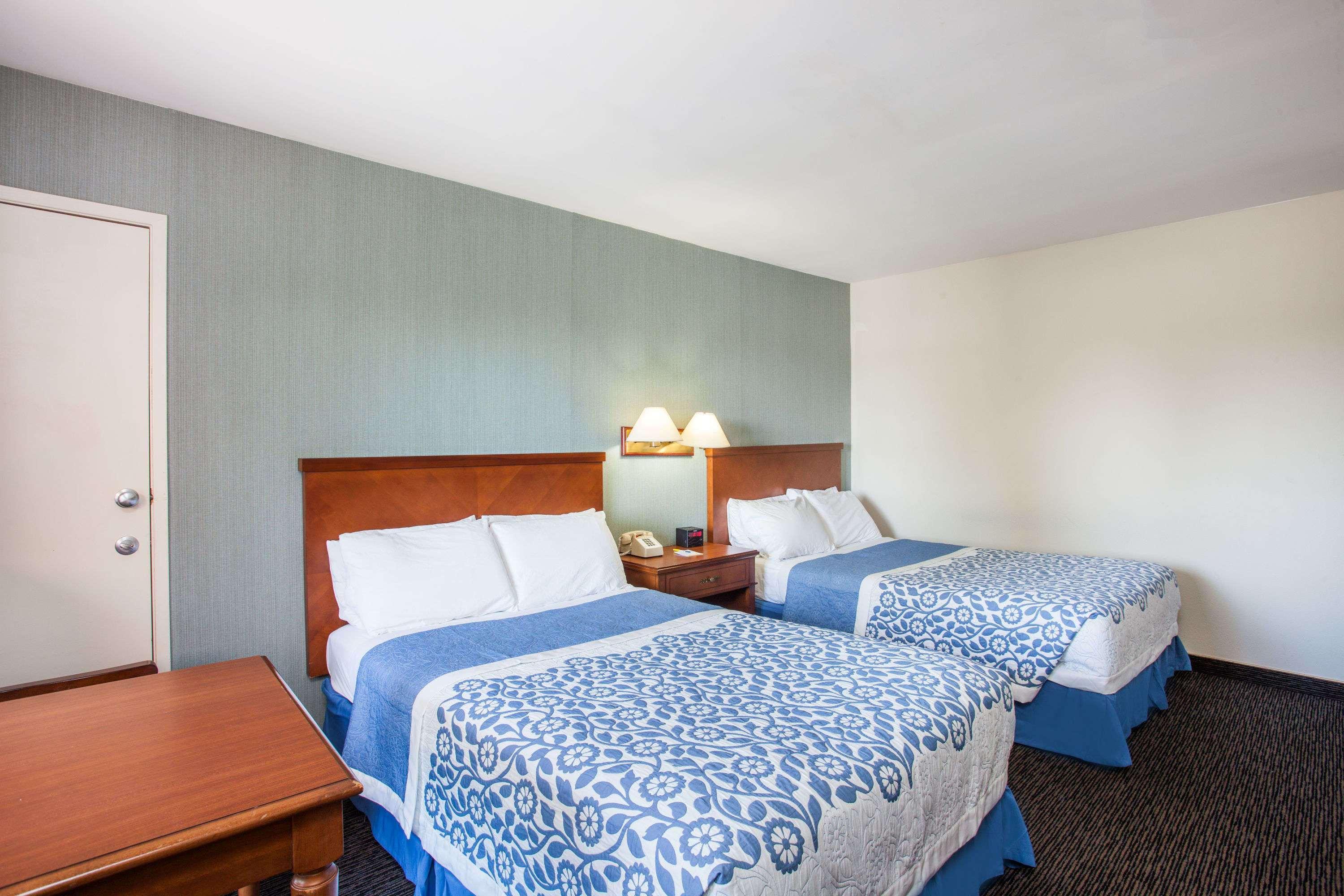 Hotel Days By Wyndham Near The Park