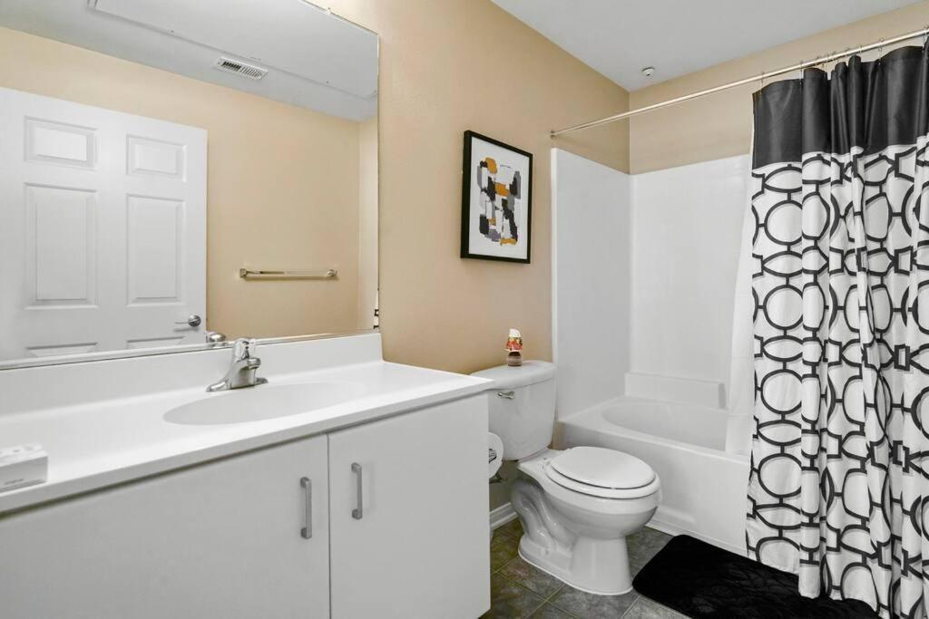 Apartamento Luxury 2br/2ba!5min To Disney! Angelstadium! Hondacenter. Anaheim
