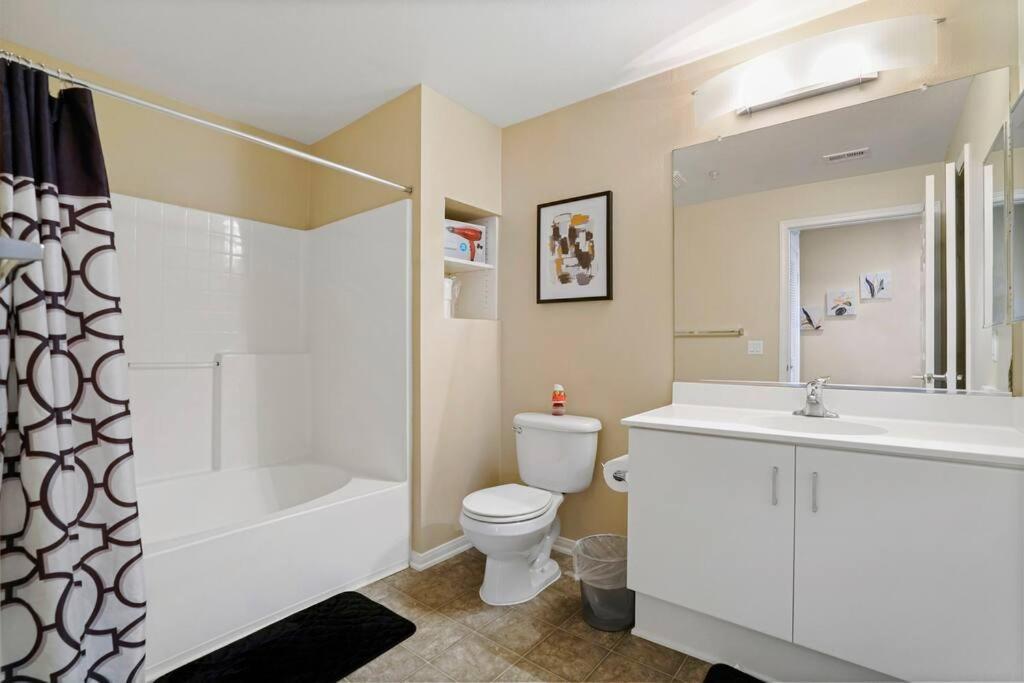 Luxury 2br/2ba!5min To Disney! Angelstadium! Hondacenter. Apartamento