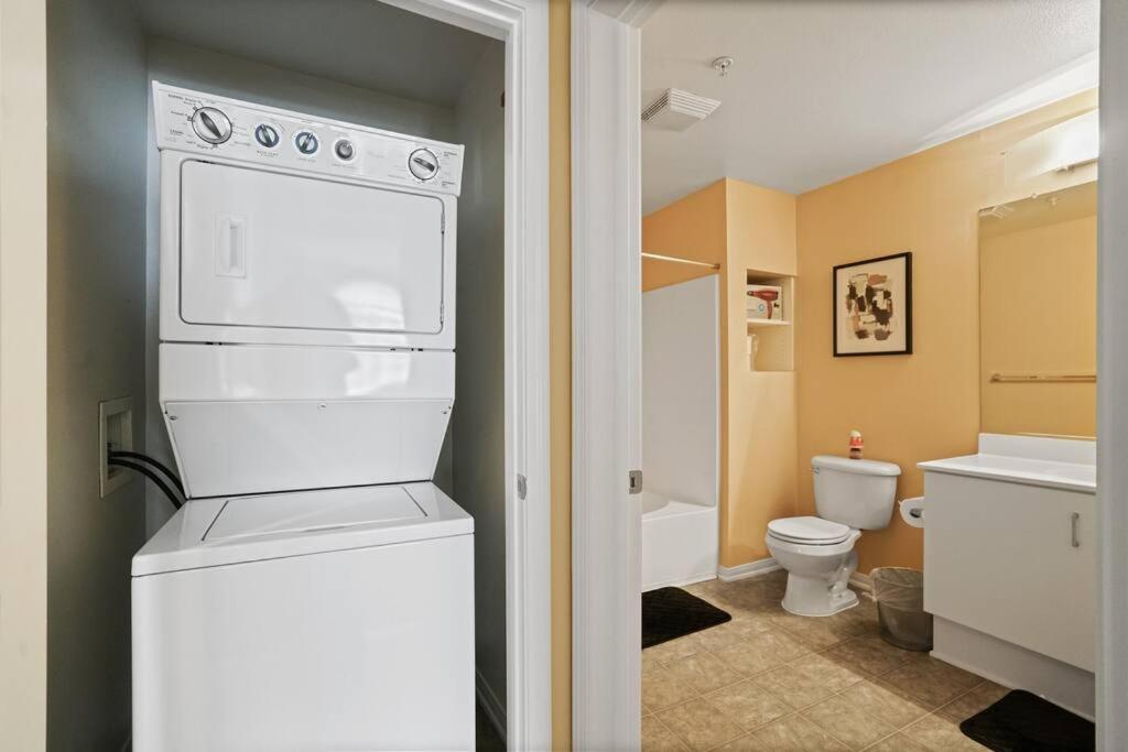 Apartamento Luxury 2br/2ba!5min To Disney! Angelstadium! Hondacenter.