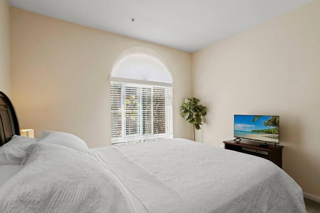 Luxury 2br/2ba!5min To Disney! Angelstadium! Hondacenter. * Anaheim