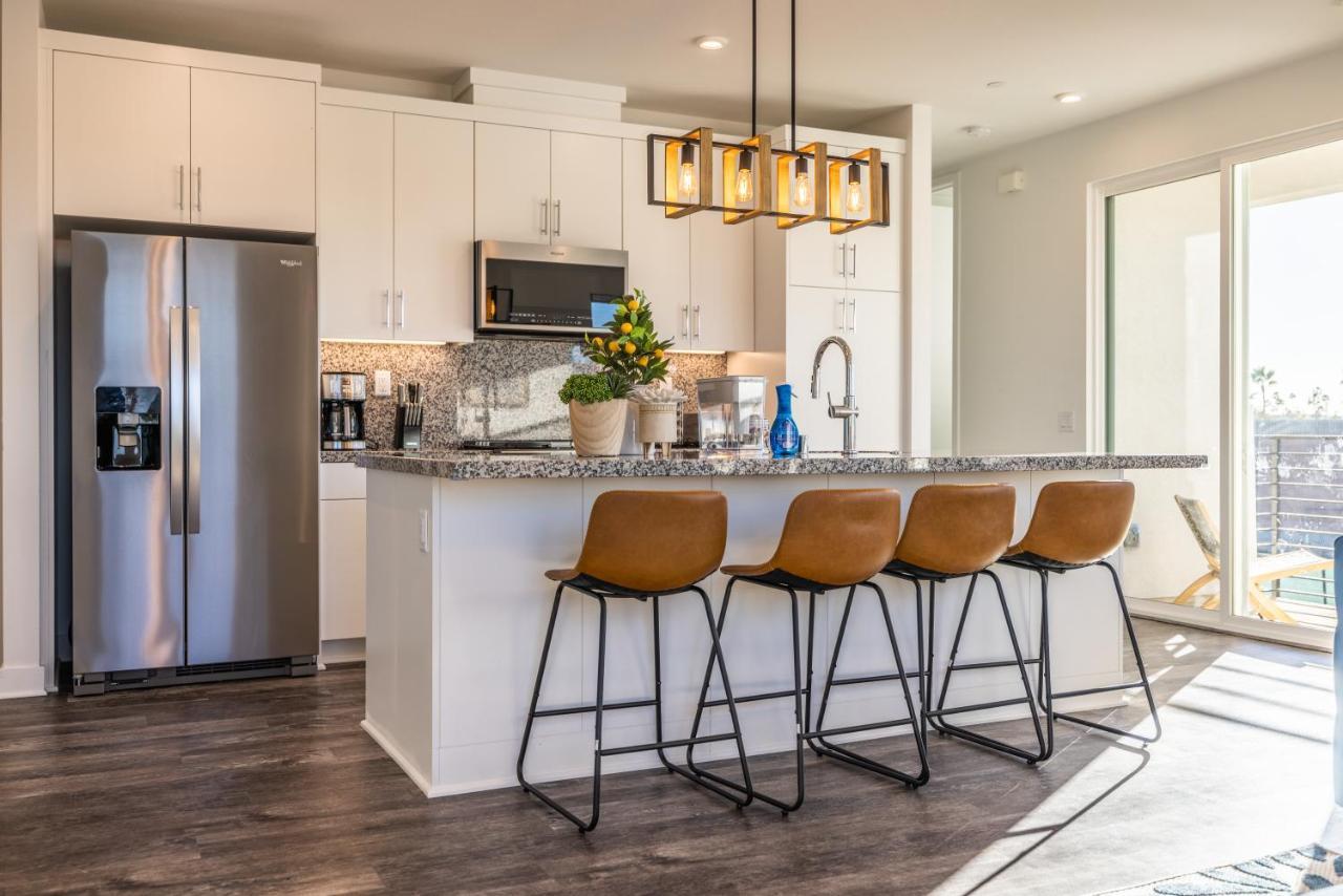 Firework View 3 Bedrooms Townhouse Kitchen Fast Wifi * Anaheim
