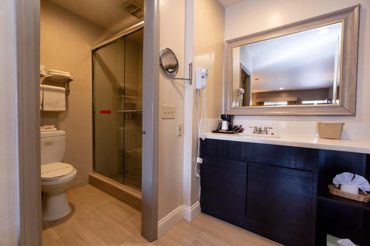 Super 8 By Wyndham Anaheim/disneyland Drive 2* Anaheim