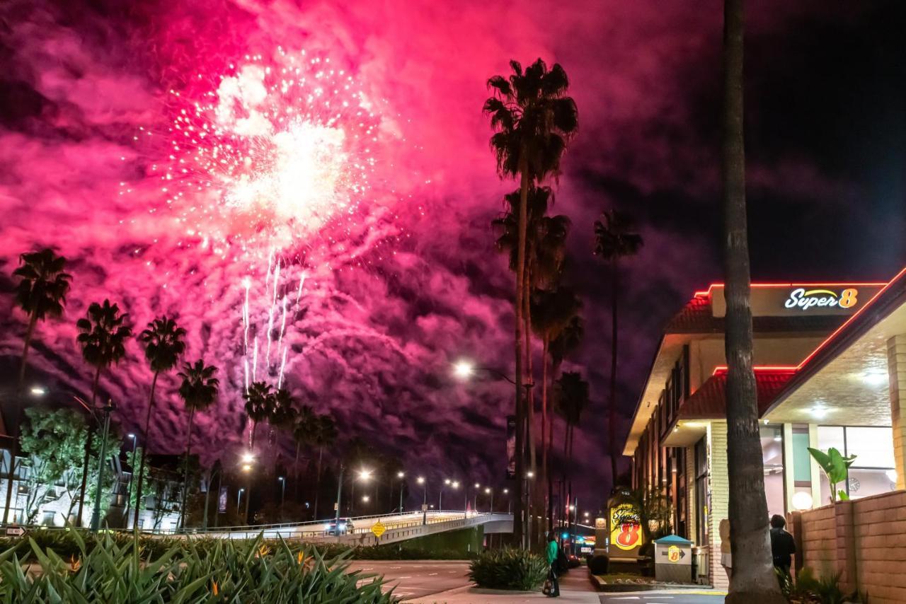 Super 8 By Wyndham Anaheim/disneyland Drive Hotel Anaheim
