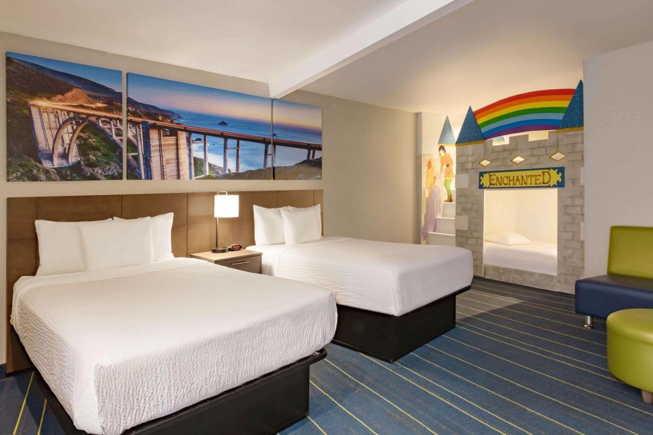 Motel Days & By Wyndham At Disneyland Park
