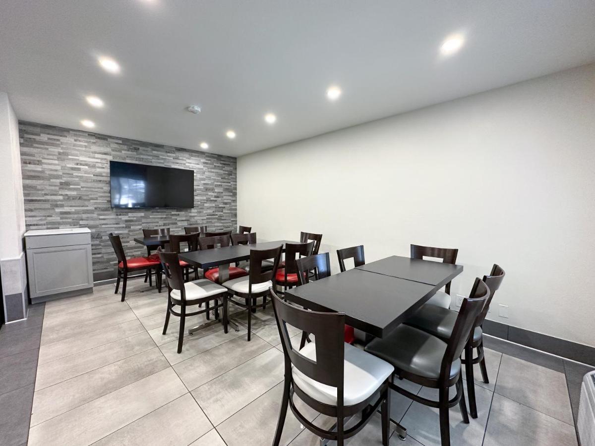 Ramada By Wyndham Convention Center Anaheim