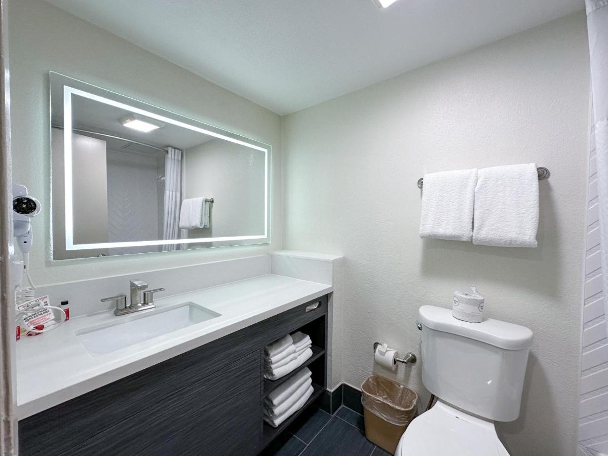 Hotel Ramada By Wyndham Convention Center