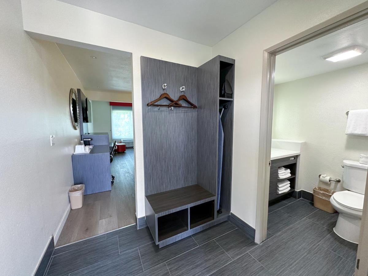 Hotel Ramada By Wyndham Convention Center