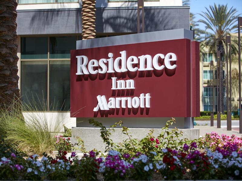 Hotel By Marriott At Resort/convention Center 3*