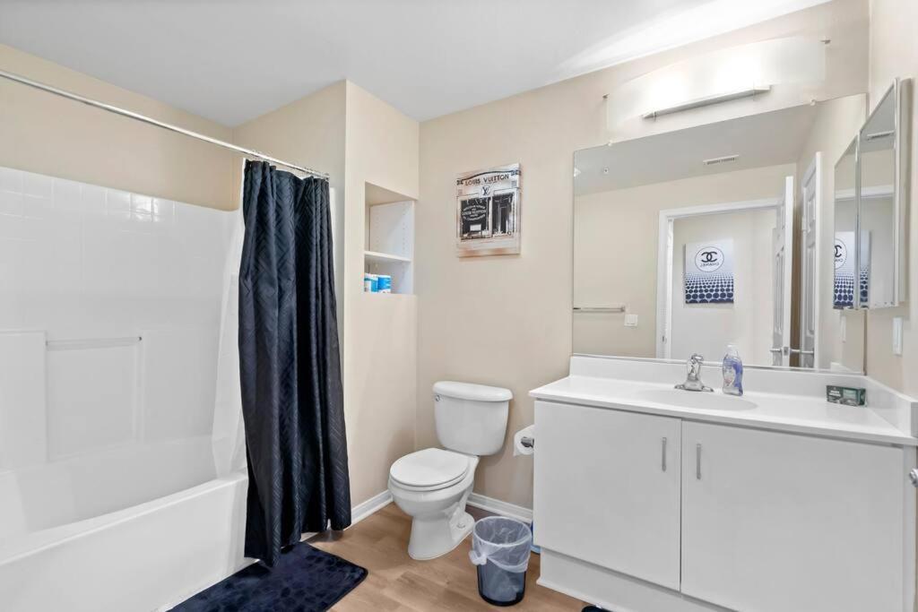 Lovely & Coxy 2br/2ba! 5min To Disney! Apartment *